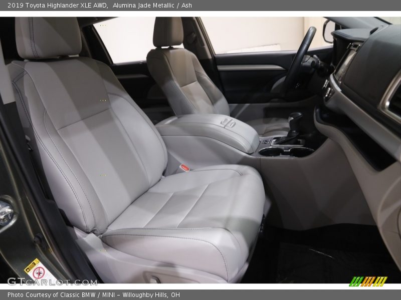 Alumina Jade Metallic / Ash 2019 Toyota Highlander XLE AWD
