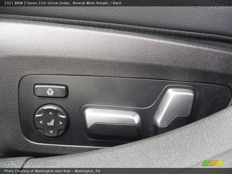 Controls of 2021 3 Series 330i xDrive Sedan