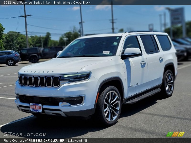 Bright White / Global Black 2022 Jeep Wagoneer Series II 4x4