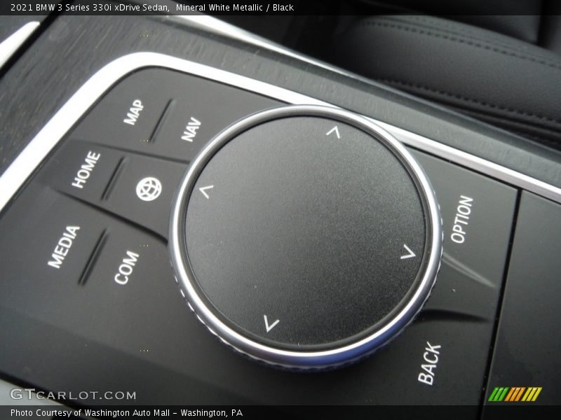 Controls of 2021 3 Series 330i xDrive Sedan