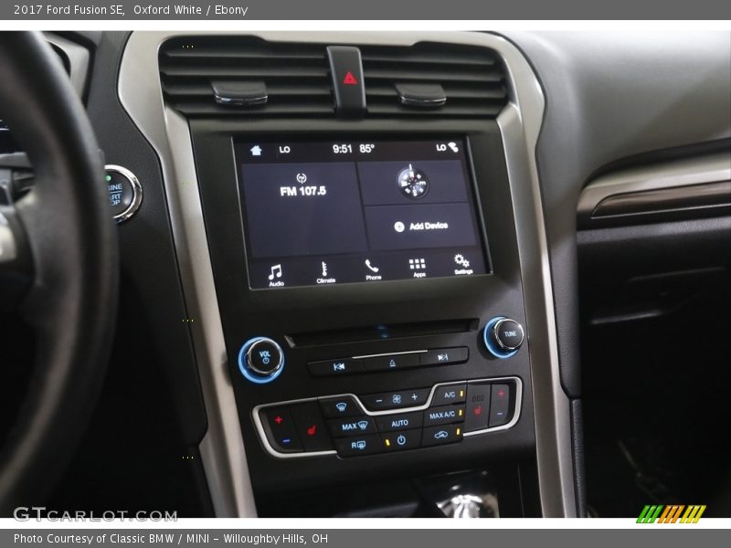 Oxford White / Ebony 2017 Ford Fusion SE