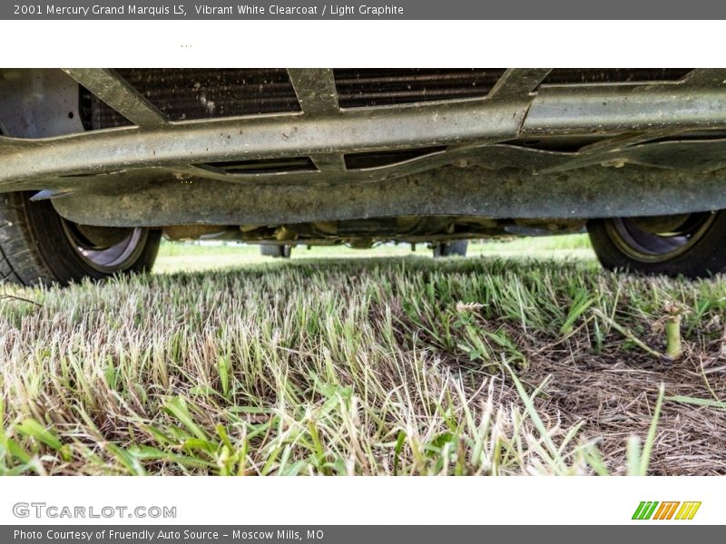 Vibrant White Clearcoat / Light Graphite 2001 Mercury Grand Marquis LS
