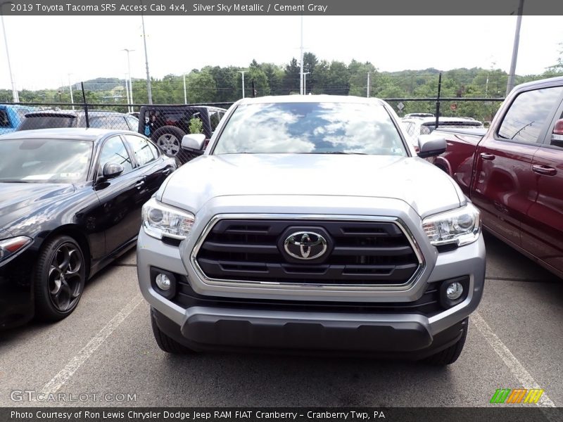 Silver Sky Metallic / Cement Gray 2019 Toyota Tacoma SR5 Access Cab 4x4