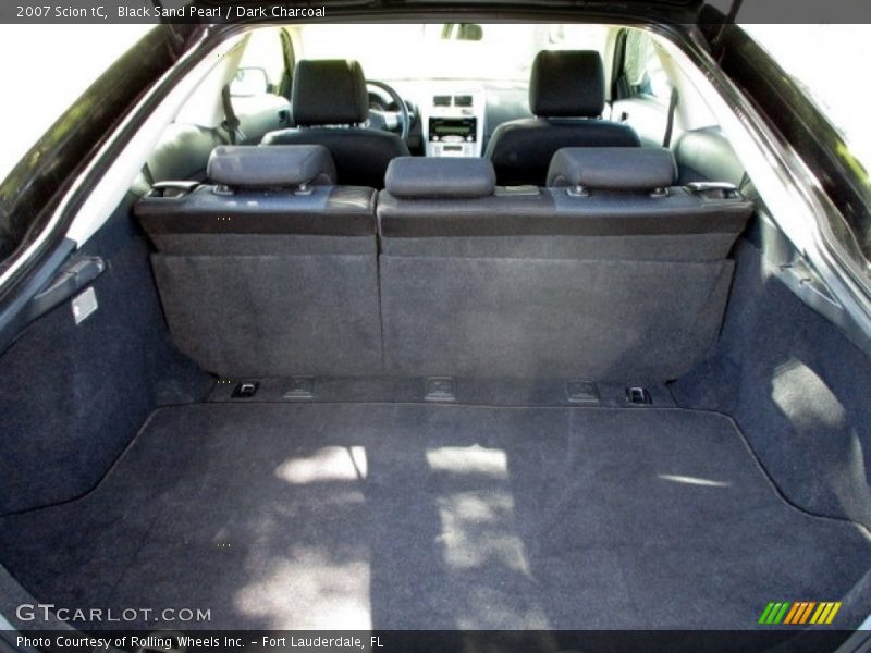  2007 tC  Trunk