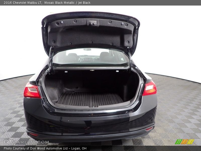 Mosaic Black Metallic / Jet Black 2016 Chevrolet Malibu LT