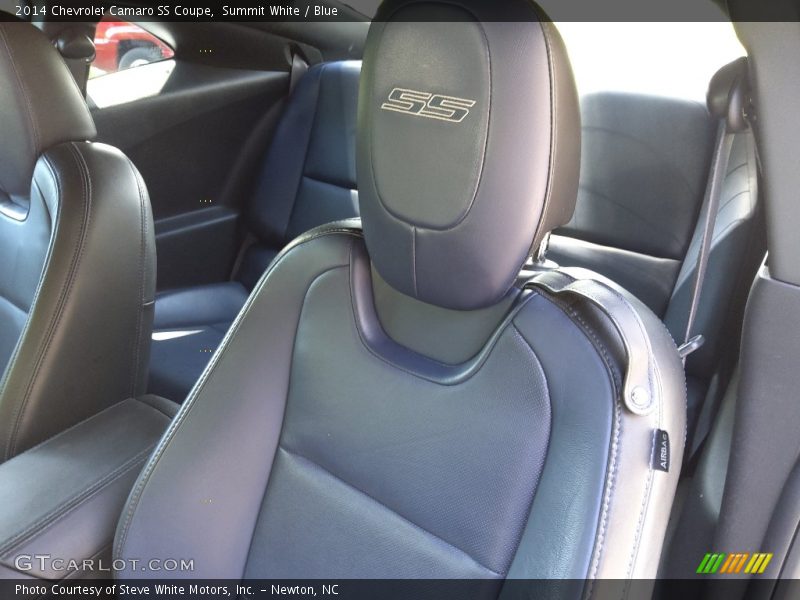 Front Seat of 2014 Camaro SS Coupe