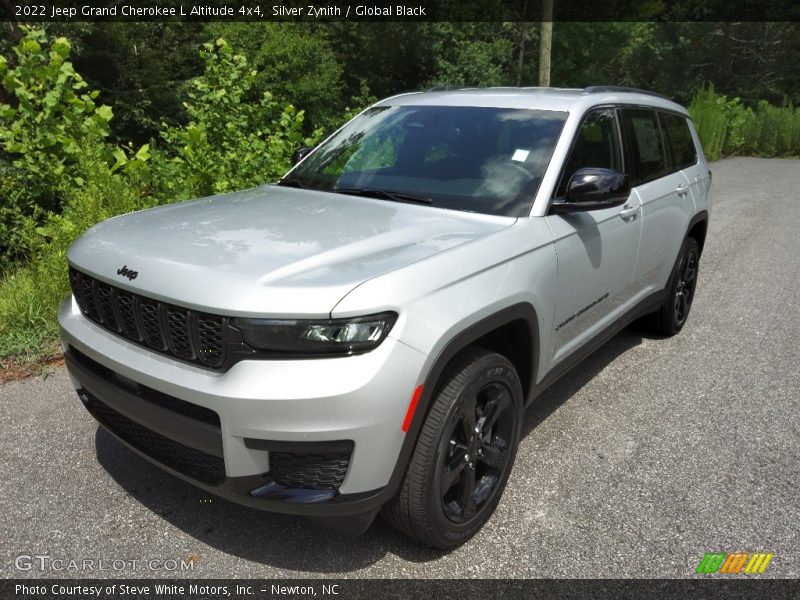 Silver Zynith / Global Black 2022 Jeep Grand Cherokee L Altitude 4x4