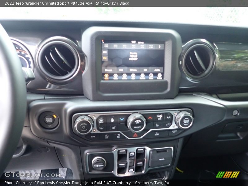 Sting-Gray / Black 2022 Jeep Wrangler Unlimited Sport Altitude 4x4