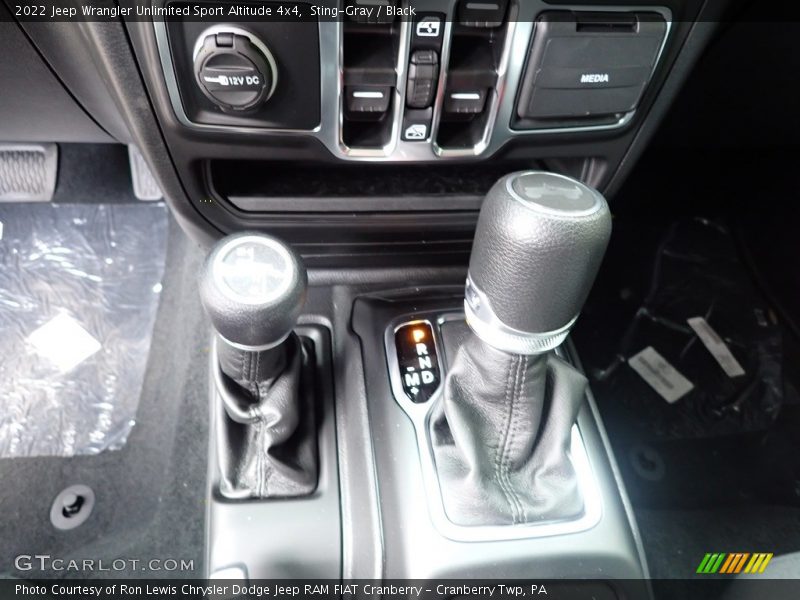 Sting-Gray / Black 2022 Jeep Wrangler Unlimited Sport Altitude 4x4