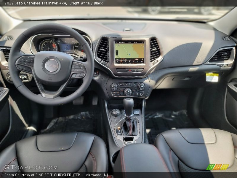 Bright White / Black 2022 Jeep Cherokee Trailhawk 4x4