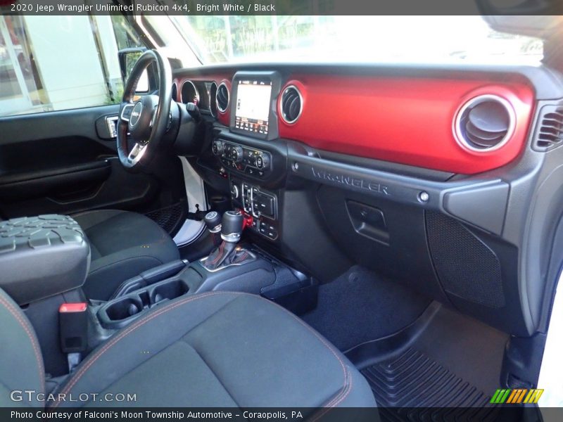 Bright White / Black 2020 Jeep Wrangler Unlimited Rubicon 4x4