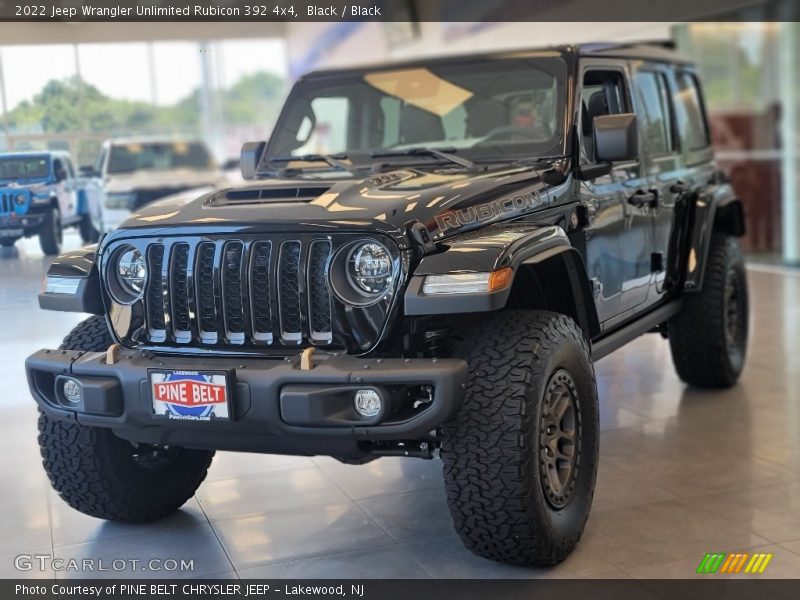 Front 3/4 View of 2022 Wrangler Unlimited Rubicon 392 4x4