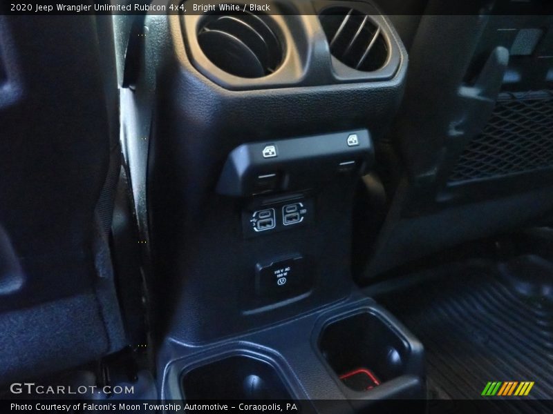 Bright White / Black 2020 Jeep Wrangler Unlimited Rubicon 4x4