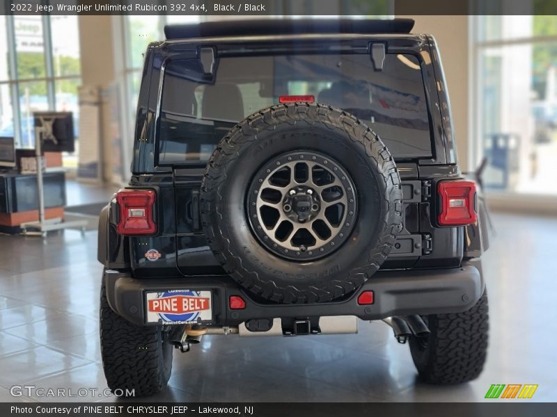 Black / Black 2022 Jeep Wrangler Unlimited Rubicon 392 4x4