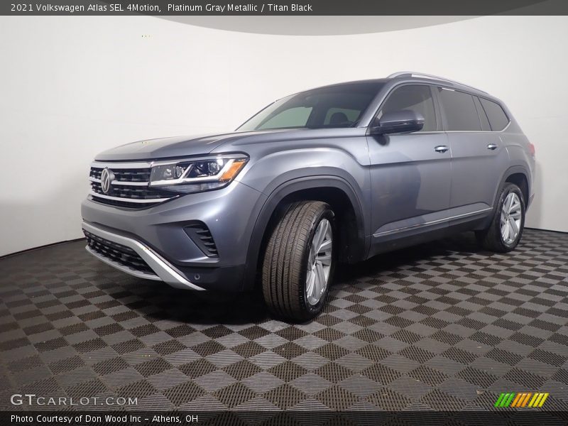 Platinum Gray Metallic / Titan Black 2021 Volkswagen Atlas SEL 4Motion