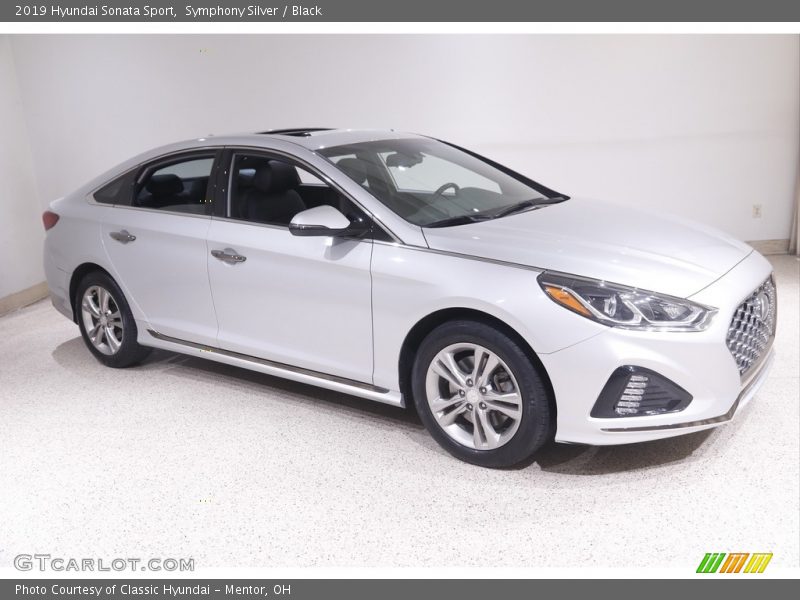 Symphony Silver / Black 2019 Hyundai Sonata Sport