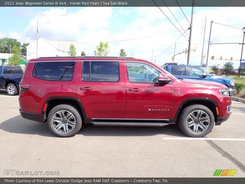  2022 Wagoneer Series III 4x4 Velvet Red Pearl