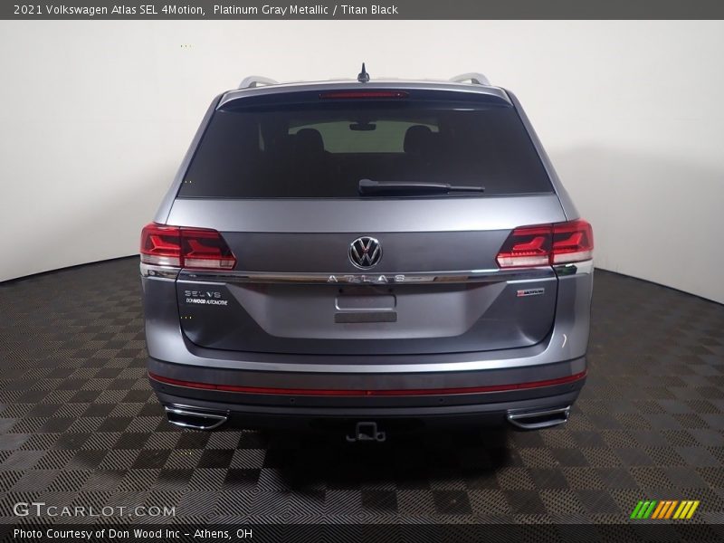 Platinum Gray Metallic / Titan Black 2021 Volkswagen Atlas SEL 4Motion