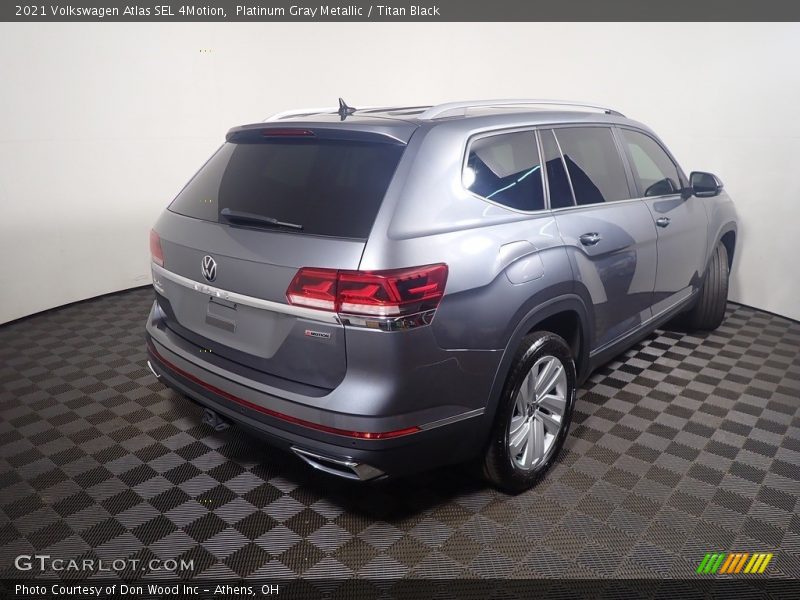 Platinum Gray Metallic / Titan Black 2021 Volkswagen Atlas SEL 4Motion