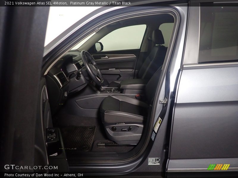 Platinum Gray Metallic / Titan Black 2021 Volkswagen Atlas SEL 4Motion