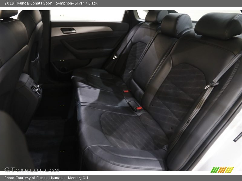 Symphony Silver / Black 2019 Hyundai Sonata Sport