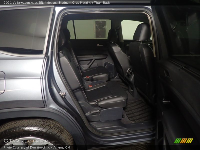 Platinum Gray Metallic / Titan Black 2021 Volkswagen Atlas SEL 4Motion