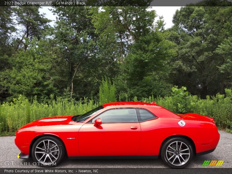 Go Mango / Black 2022 Dodge Challenger R/T