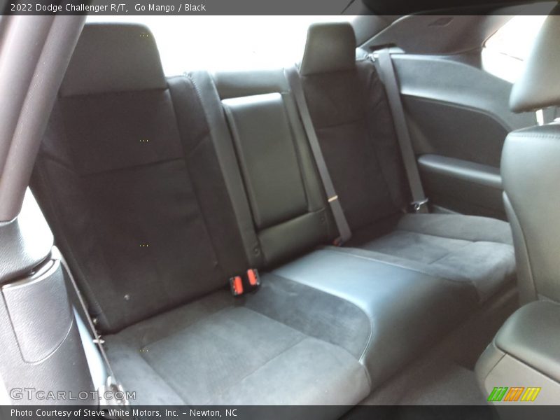 Go Mango / Black 2022 Dodge Challenger R/T