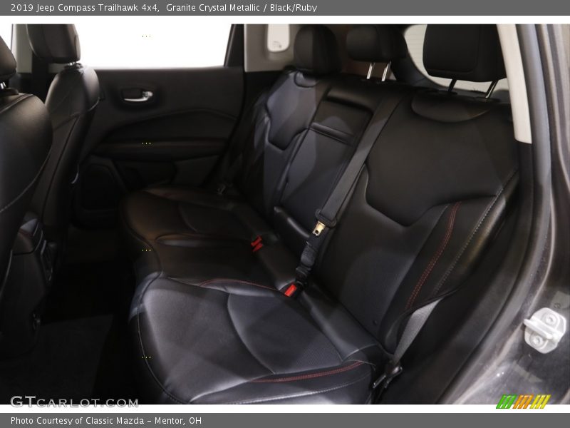 Granite Crystal Metallic / Black/Ruby 2019 Jeep Compass Trailhawk 4x4