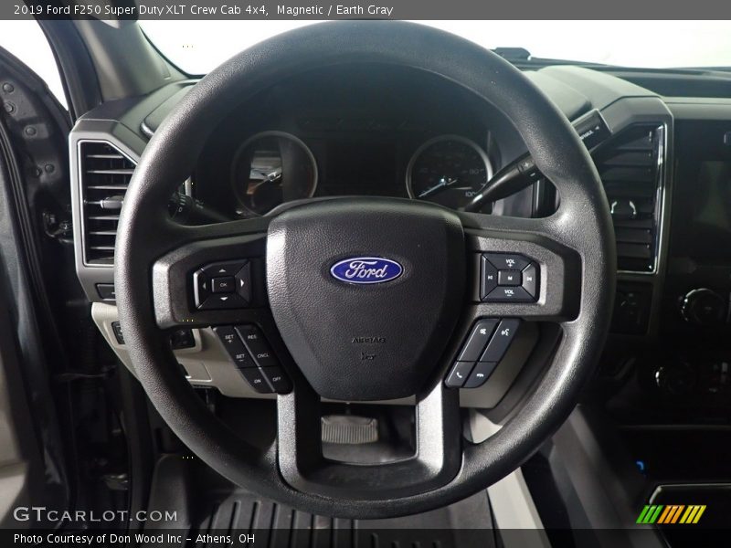 Magnetic / Earth Gray 2019 Ford F250 Super Duty XLT Crew Cab 4x4