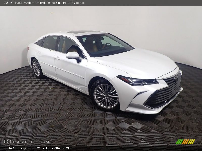 Wind Chill Pearl / Cognac 2019 Toyota Avalon Limited