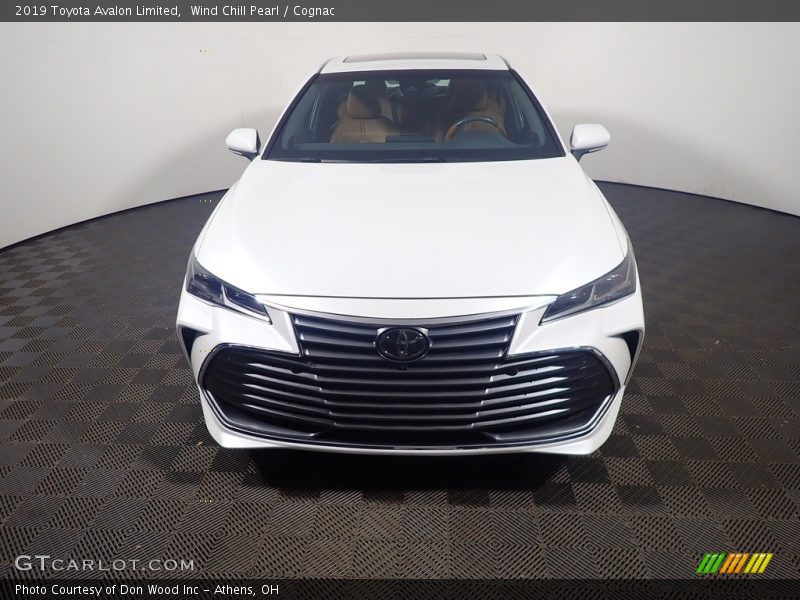 Wind Chill Pearl / Cognac 2019 Toyota Avalon Limited