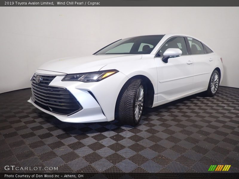 Wind Chill Pearl / Cognac 2019 Toyota Avalon Limited