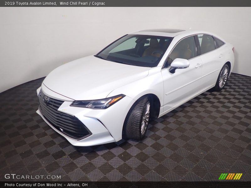 Wind Chill Pearl / Cognac 2019 Toyota Avalon Limited