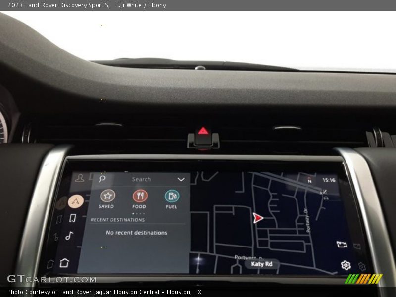 Fuji White / Ebony 2023 Land Rover Discovery Sport S