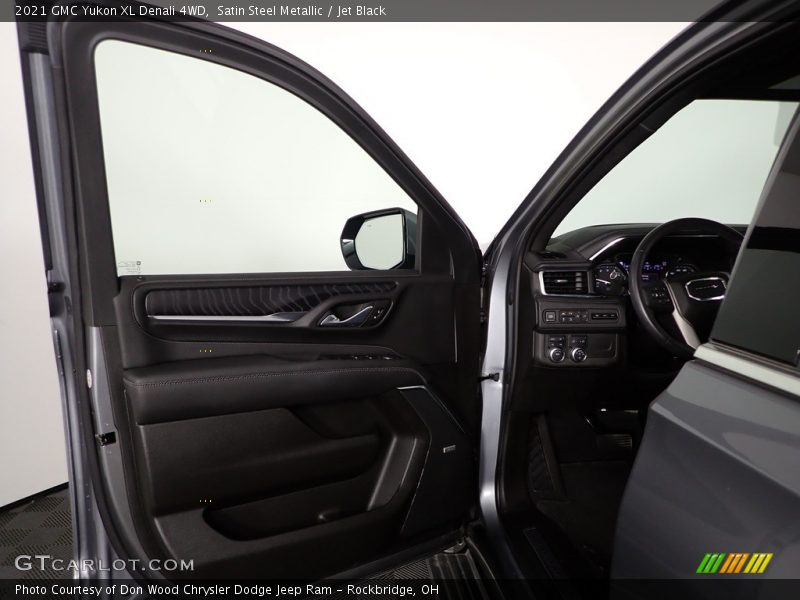 Satin Steel Metallic / Jet Black 2021 GMC Yukon XL Denali 4WD