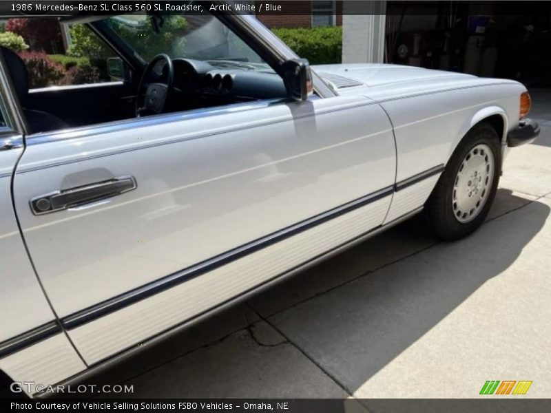 Arctic White / Blue 1986 Mercedes-Benz SL Class 560 SL Roadster