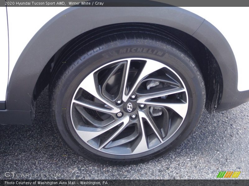 Winter White / Gray 2020 Hyundai Tucson Sport AWD