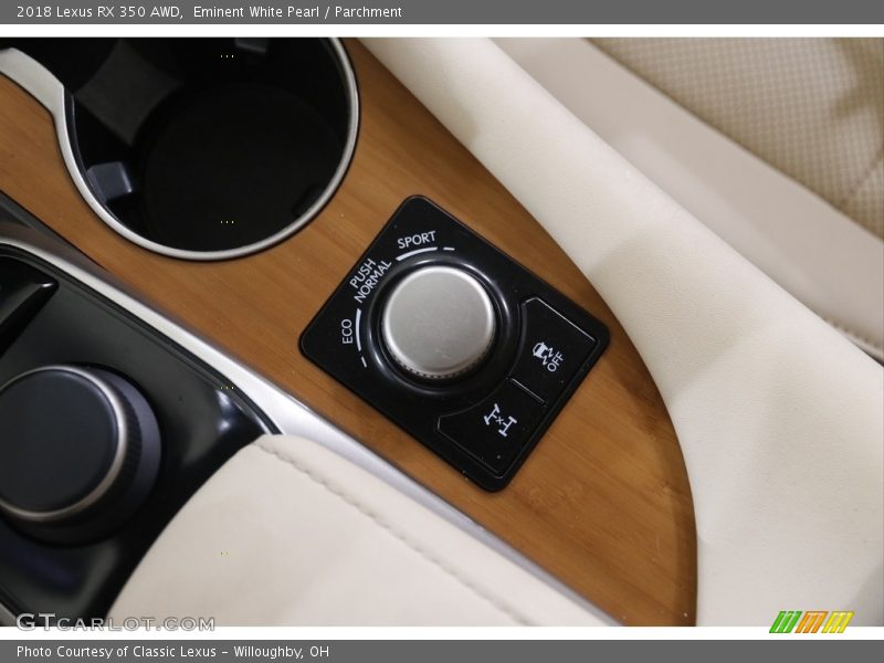 Eminent White Pearl / Parchment 2018 Lexus RX 350 AWD