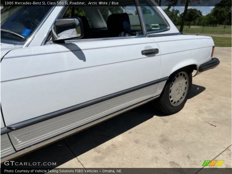 Arctic White / Blue 1986 Mercedes-Benz SL Class 560 SL Roadster