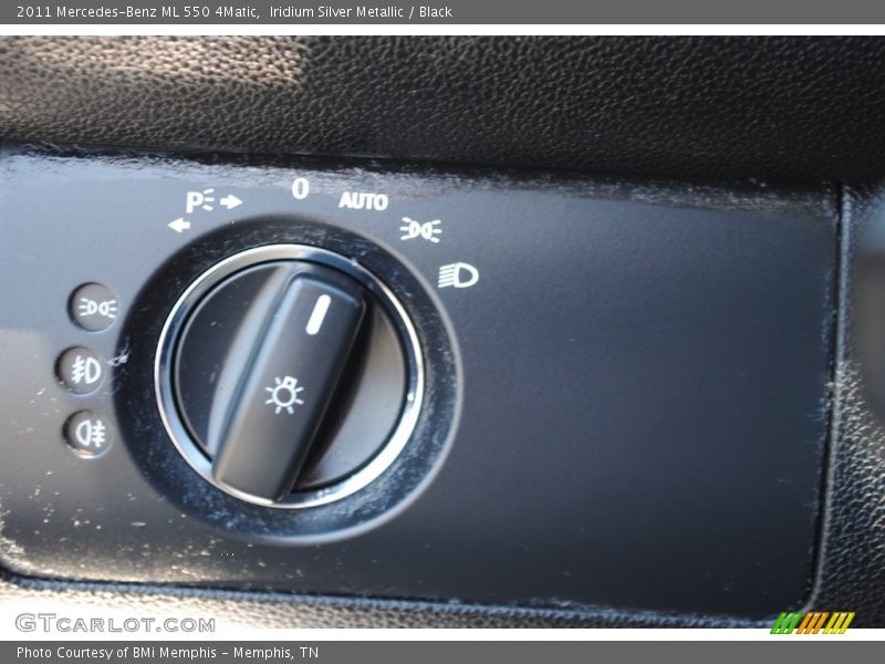 Iridium Silver Metallic / Black 2011 Mercedes-Benz ML 550 4Matic