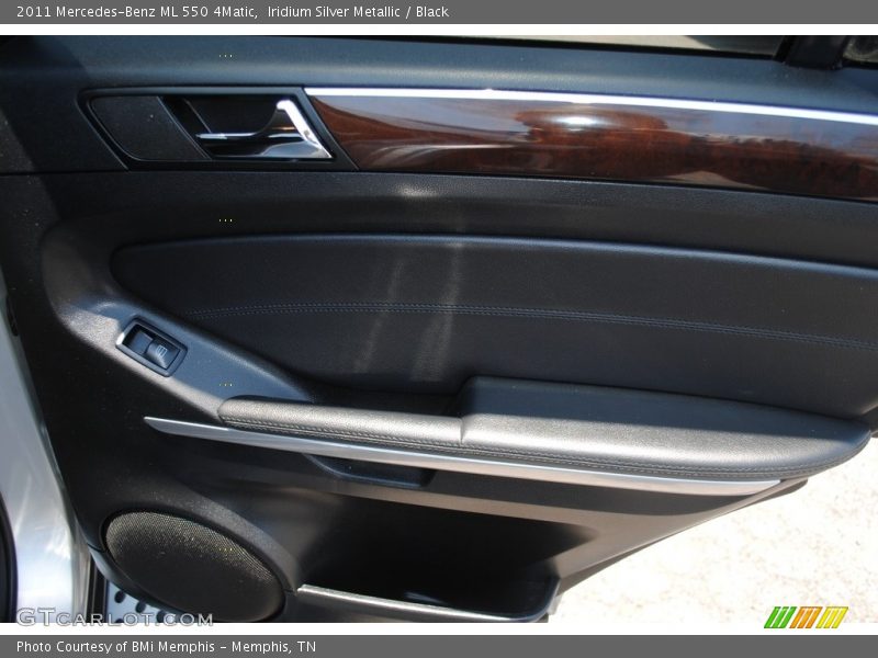 Iridium Silver Metallic / Black 2011 Mercedes-Benz ML 550 4Matic