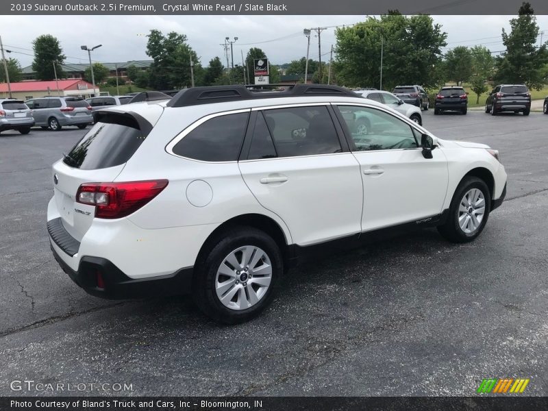 Crystal White Pearl / Slate Black 2019 Subaru Outback 2.5i Premium