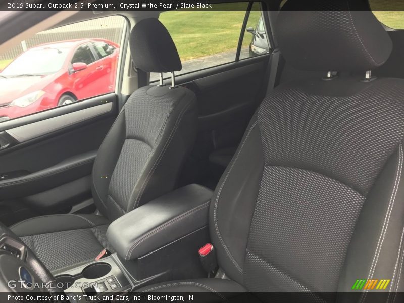 Crystal White Pearl / Slate Black 2019 Subaru Outback 2.5i Premium
