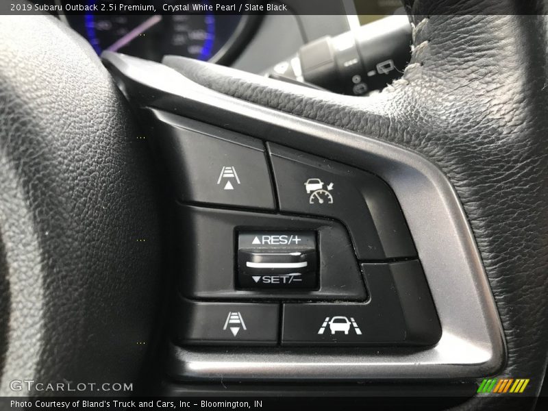 Crystal White Pearl / Slate Black 2019 Subaru Outback 2.5i Premium