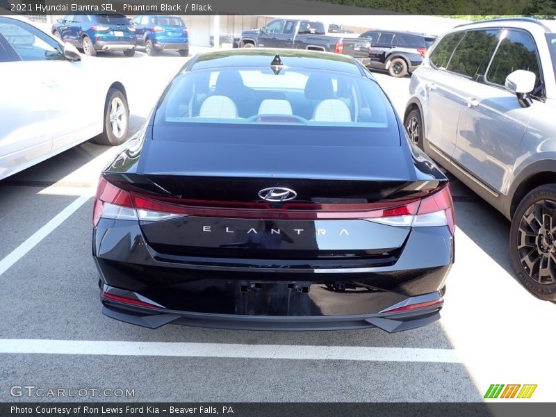 Phantom Black / Black 2021 Hyundai Elantra SEL