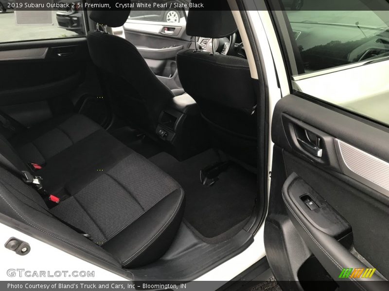Crystal White Pearl / Slate Black 2019 Subaru Outback 2.5i Premium
