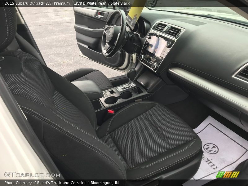 Crystal White Pearl / Slate Black 2019 Subaru Outback 2.5i Premium