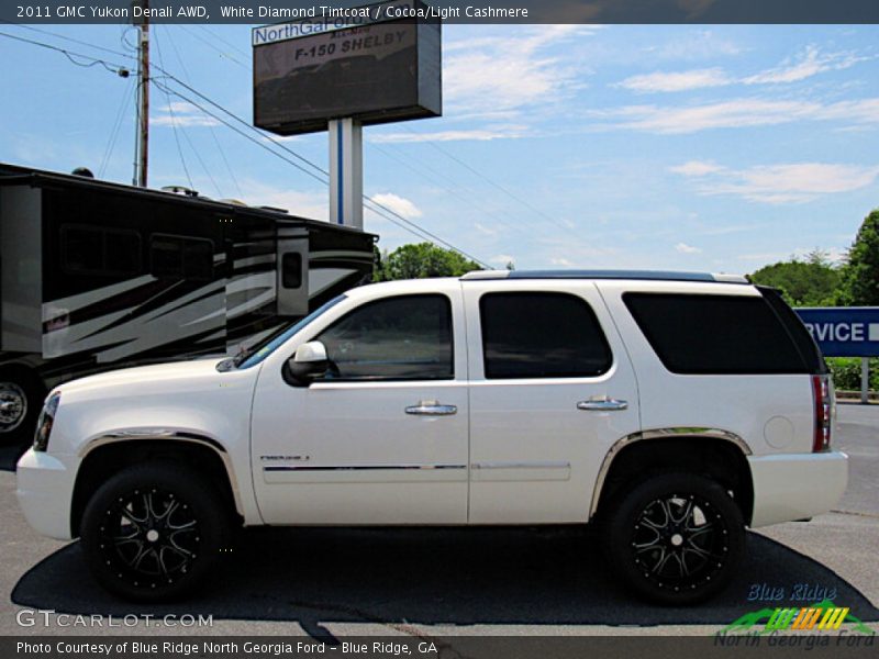 White Diamond Tintcoat / Cocoa/Light Cashmere 2011 GMC Yukon Denali AWD