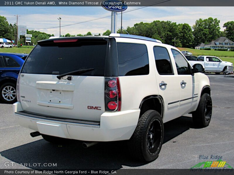 White Diamond Tintcoat / Cocoa/Light Cashmere 2011 GMC Yukon Denali AWD